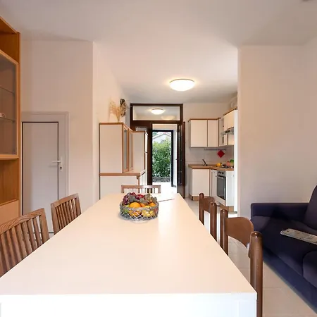 Zafferano - Mirto Apartment